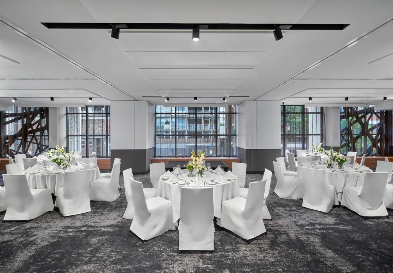 Hotel Courtyard By Marriott Melbourne Flagstaff Gardens Exterior foto